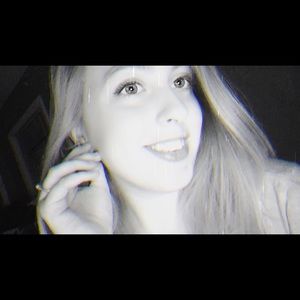 Meet your Posher, Kaylen